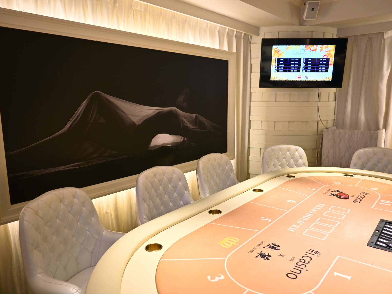 Casino table